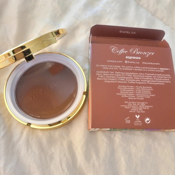 Winky Lux Coffee Scented Bronzer In Espresso - Picture 3 of 3
